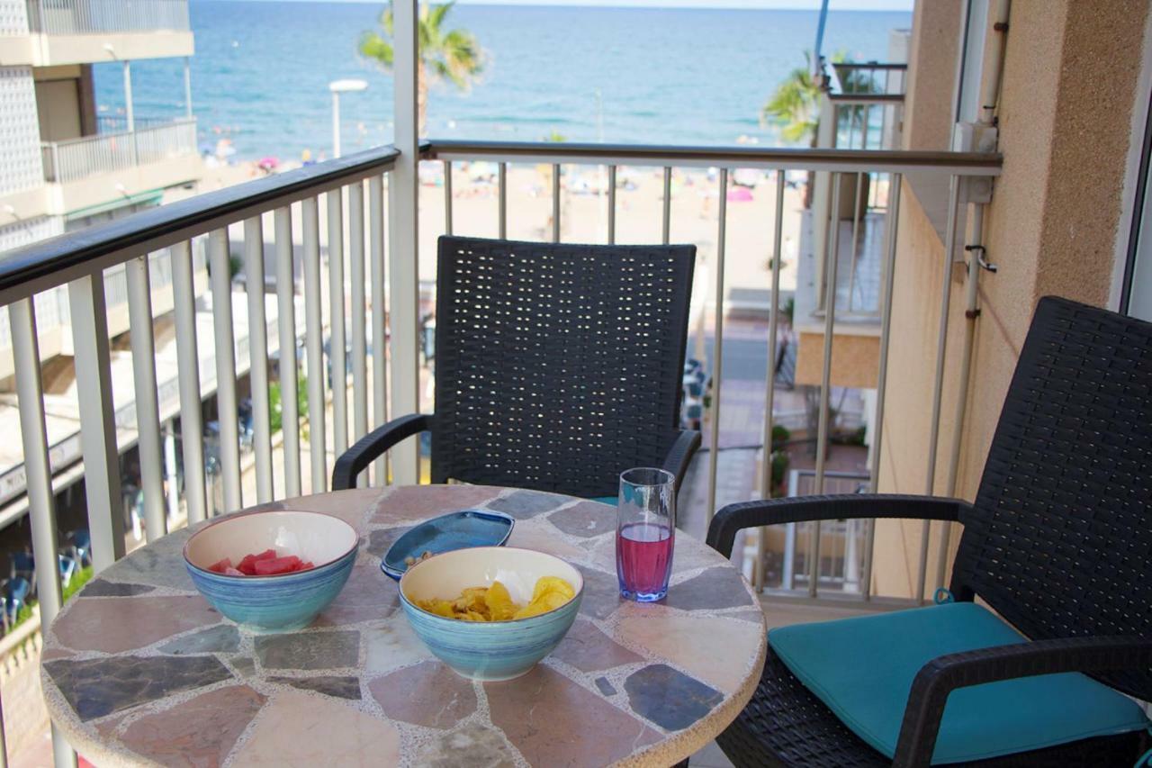 إل كامبيلو Seafront San Pere Apartment المظهر الخارجي الصورة